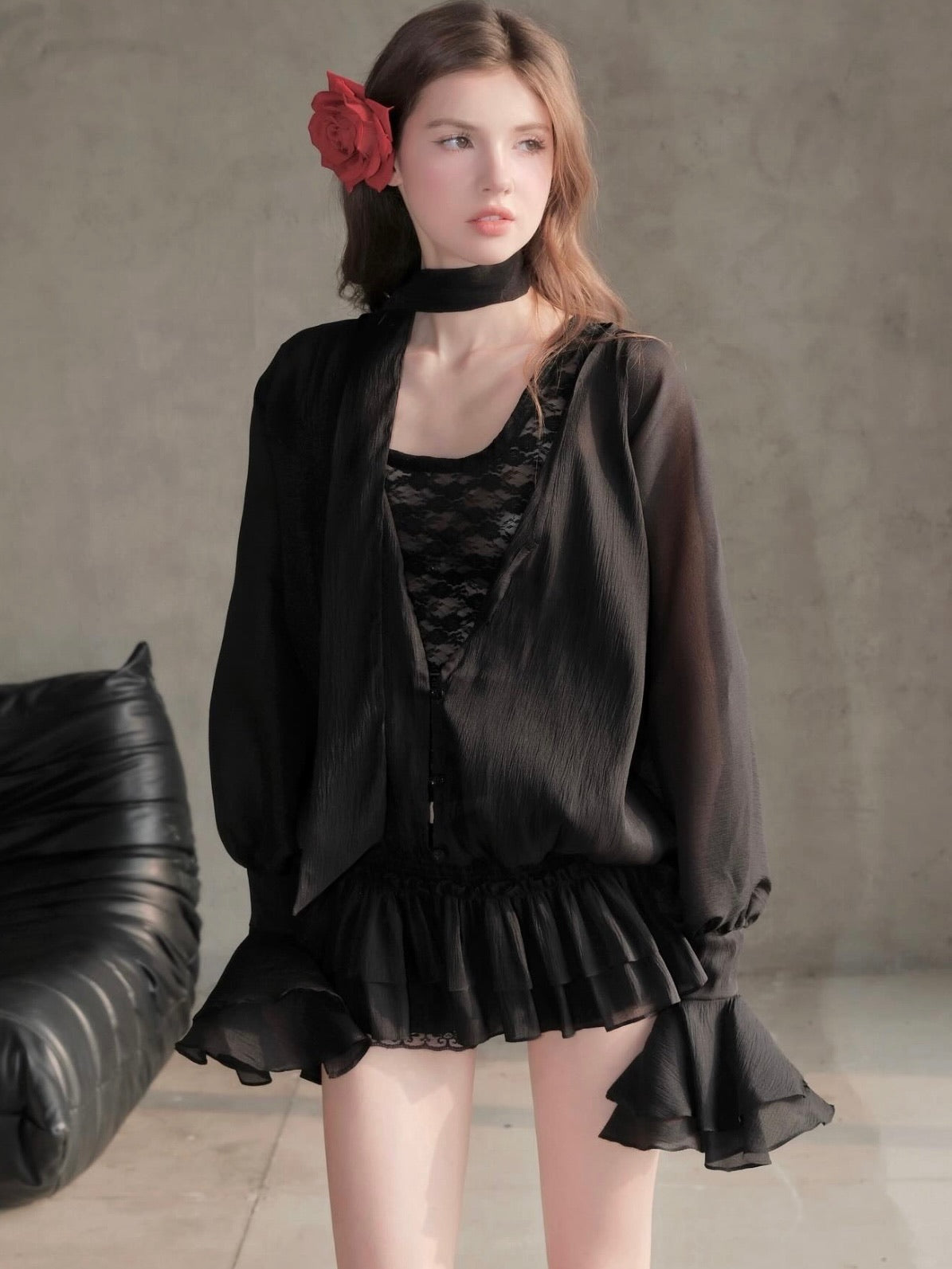Chan Club Athena Lace Ruffle Blouse Set (Black/Ivory)
