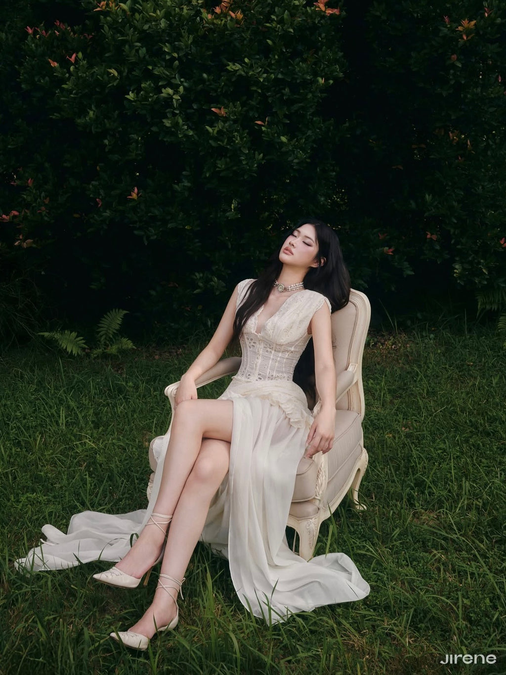 Jirene Studio Cream Corset Skirt Set | RIOT SET
